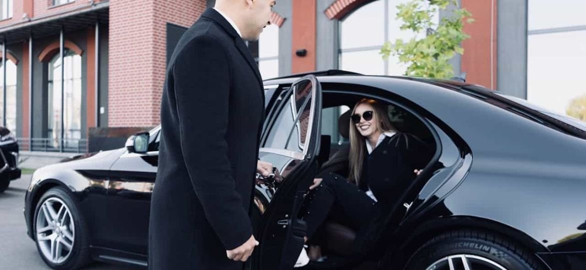 Choosing the Best Taxi Service for Manchester Airport