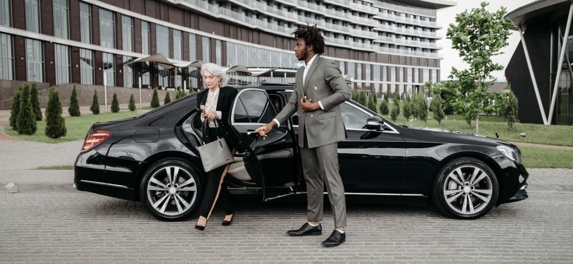 What to Expect From a Manchester Airport Taxi Service